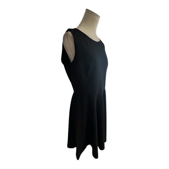 NATORI Black Sleeveless Miki Skater Flare Dress Size 10 Textured Work Party Date - Picture 3 of 6